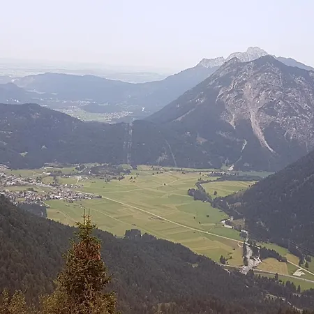 Gaestezimmer 1 Heiterwanger-blick